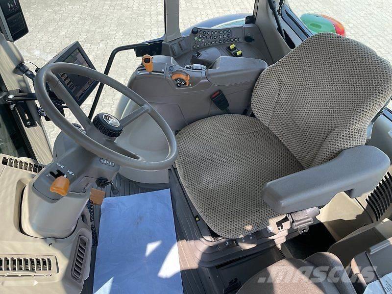 John Deere 6120M Other
