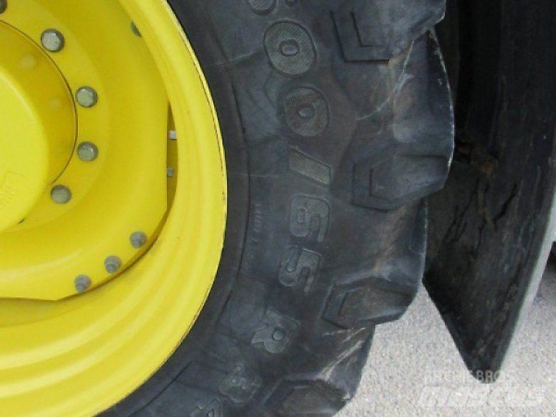 John Deere 7250R Tractors