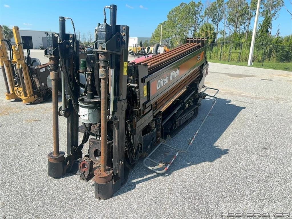 Ditch Witch JT20 Horizontal drilling rigs