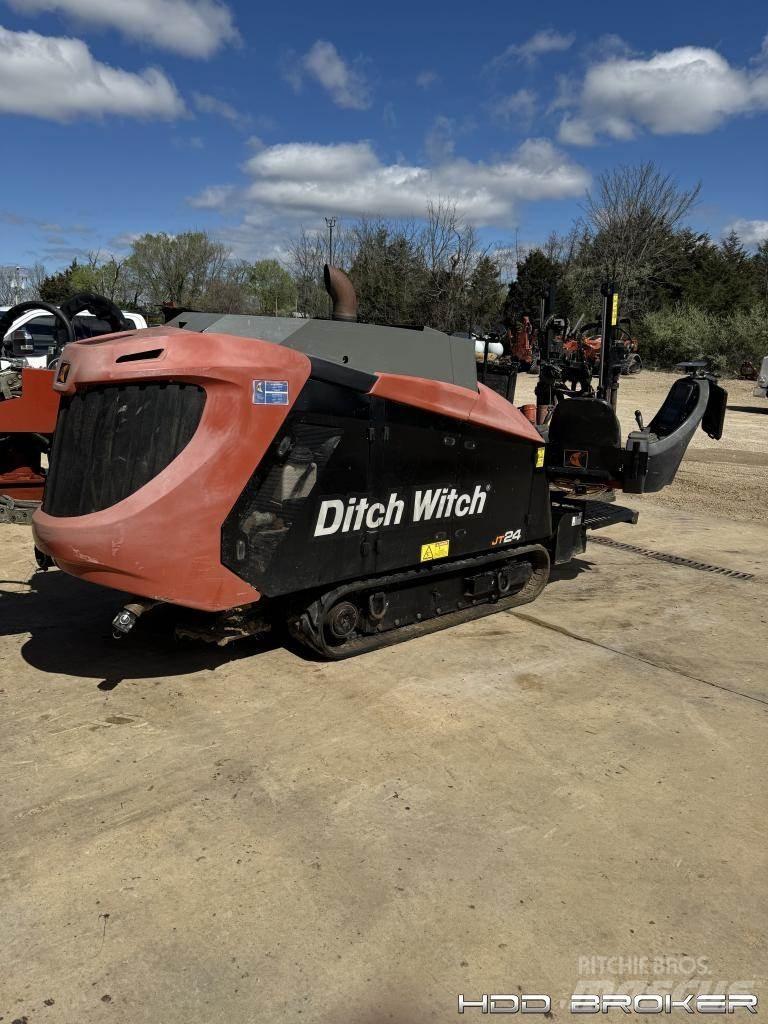 Ditch Witch JT24 Horizontal drilling rigs
