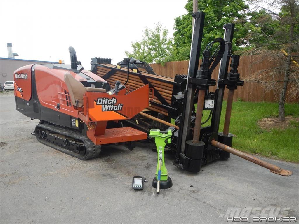 Ditch Witch JT25 Horizontal drilling rigs