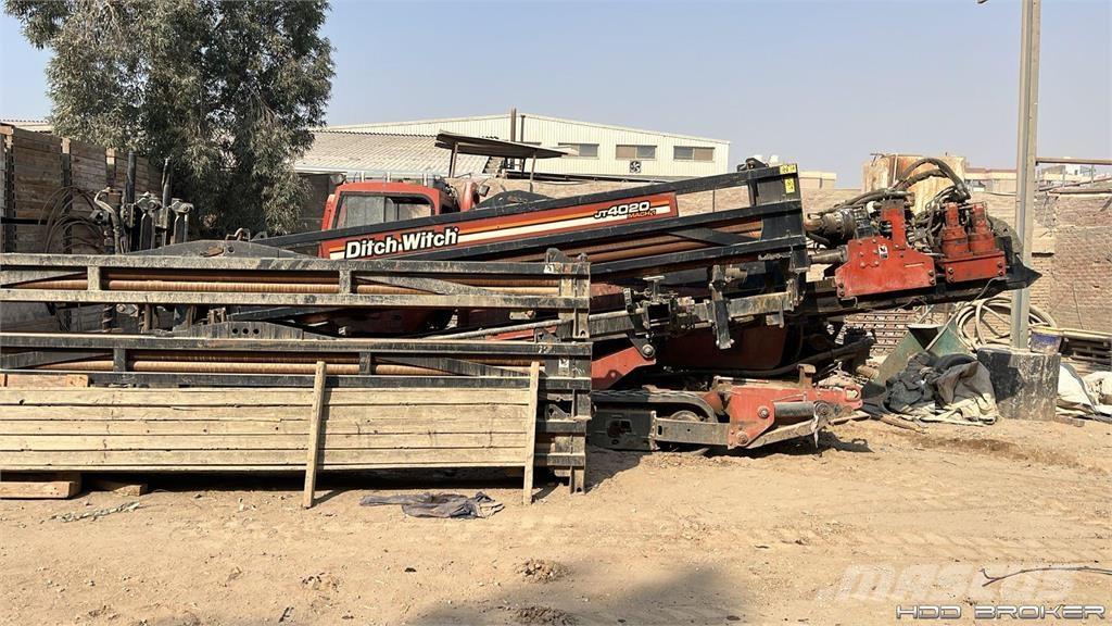 Ditch Witch JT4020 Mach 1 Horizontal drilling rigs