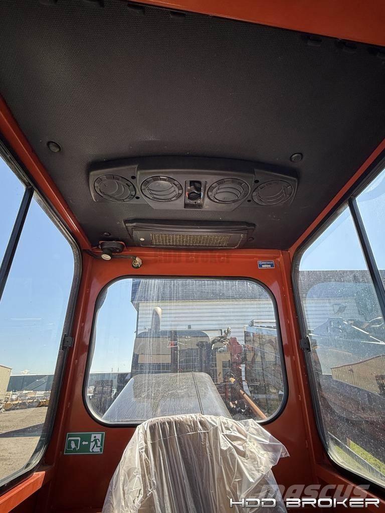 Ditch Witch JT60 Horizontal drilling rigs
