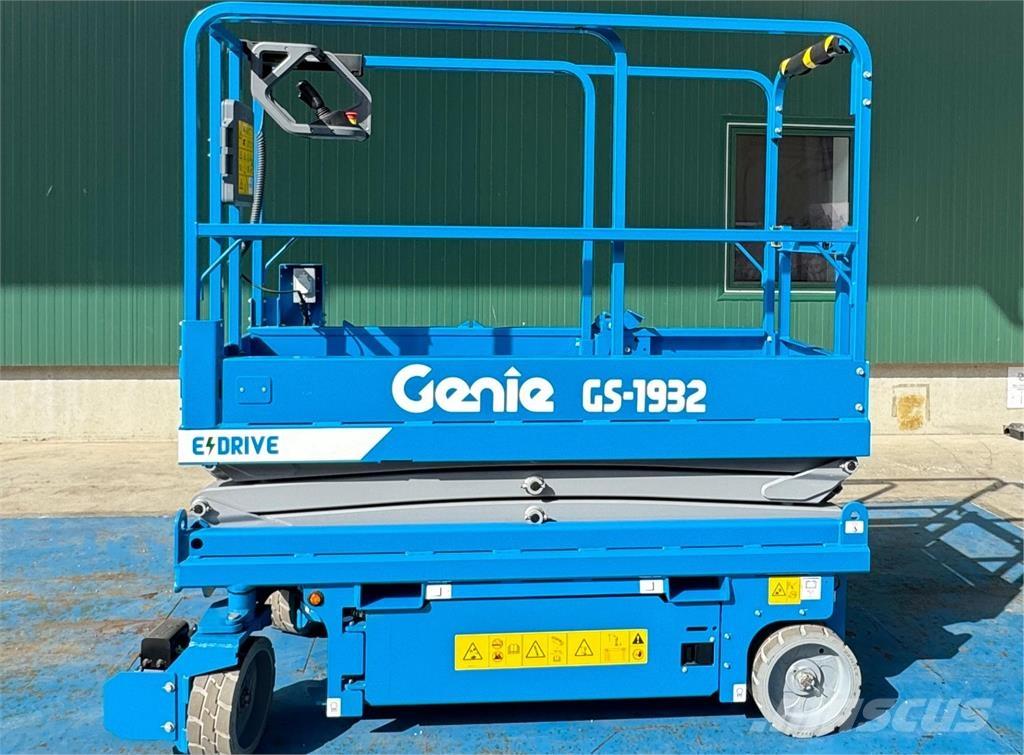 Genie GS-1932 E-Drive Scissor lifts