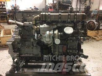 Detroit DD15 Engines