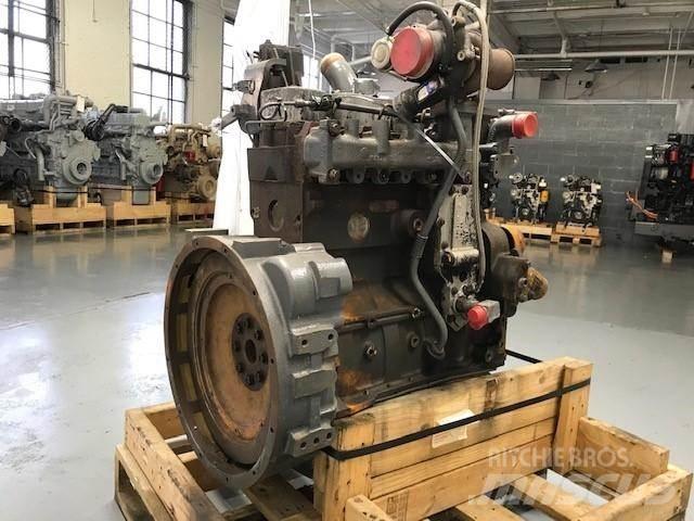 Komatsu SAA4D102E-2 Engines