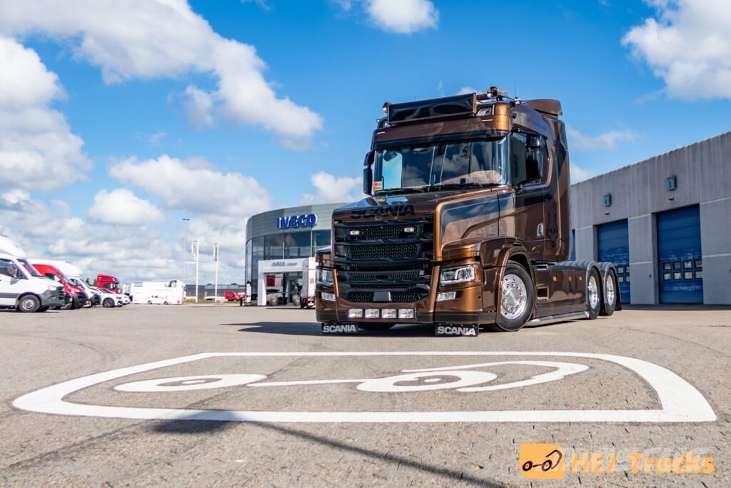 Scania RT520 A6x2NB Prime Movers