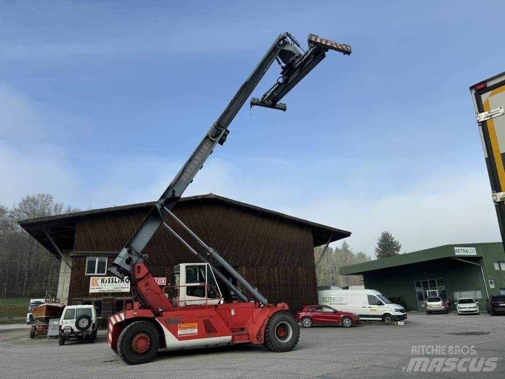 CVS Ferrari F158 Reach stackers