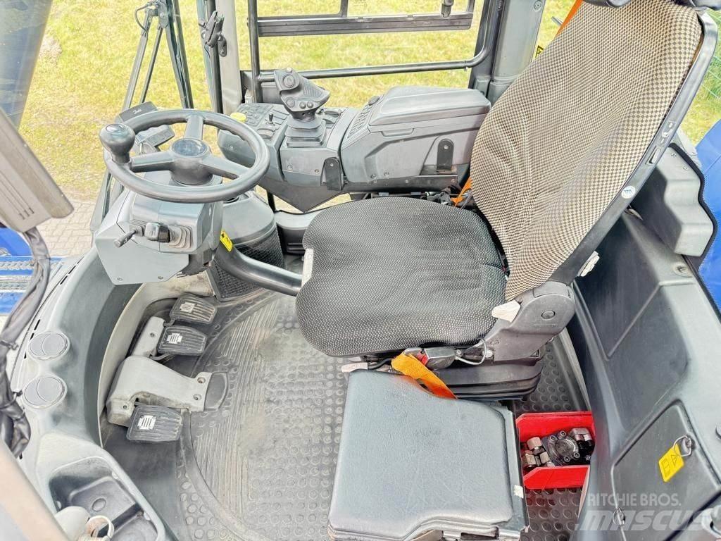 Kalmar DRG420-60S5 Reach stackers