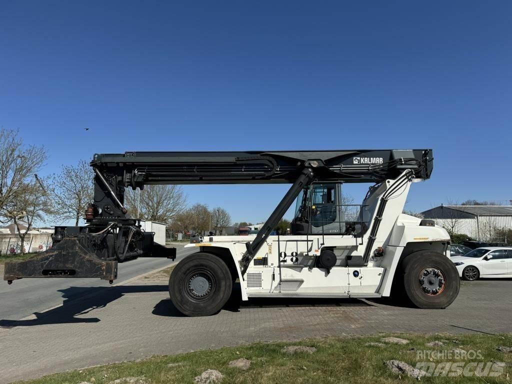 Kalmar DRG450-60S5 Reach stackers