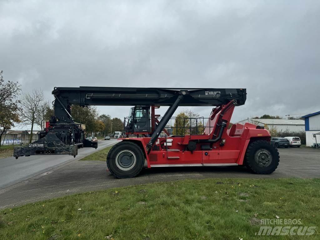 Kalmar DRG450-70S5XS Reach stackers