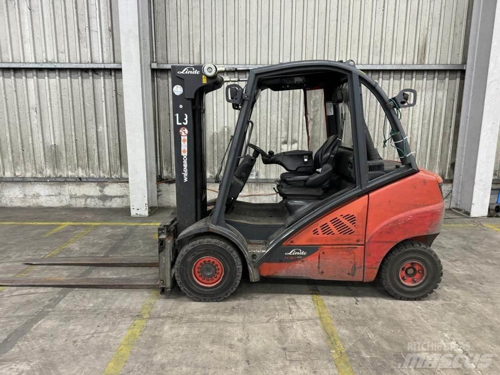 Linde H30D-02 Diesel trucks