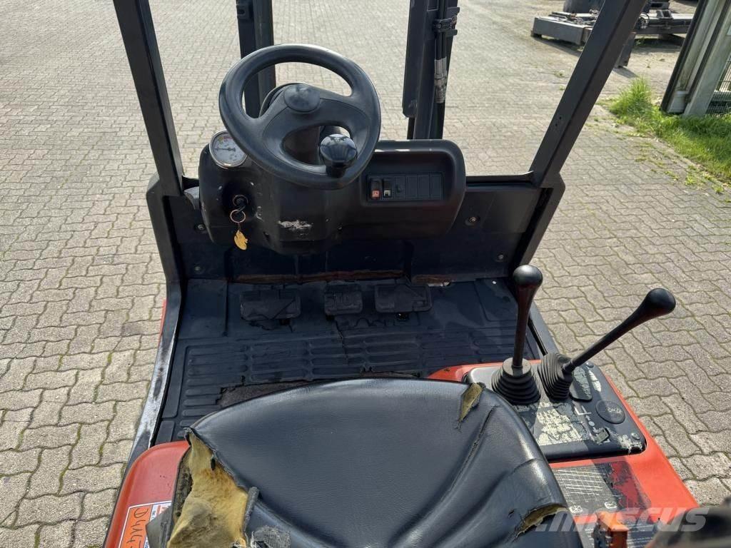 Linde H30D-03 Diesel trucks