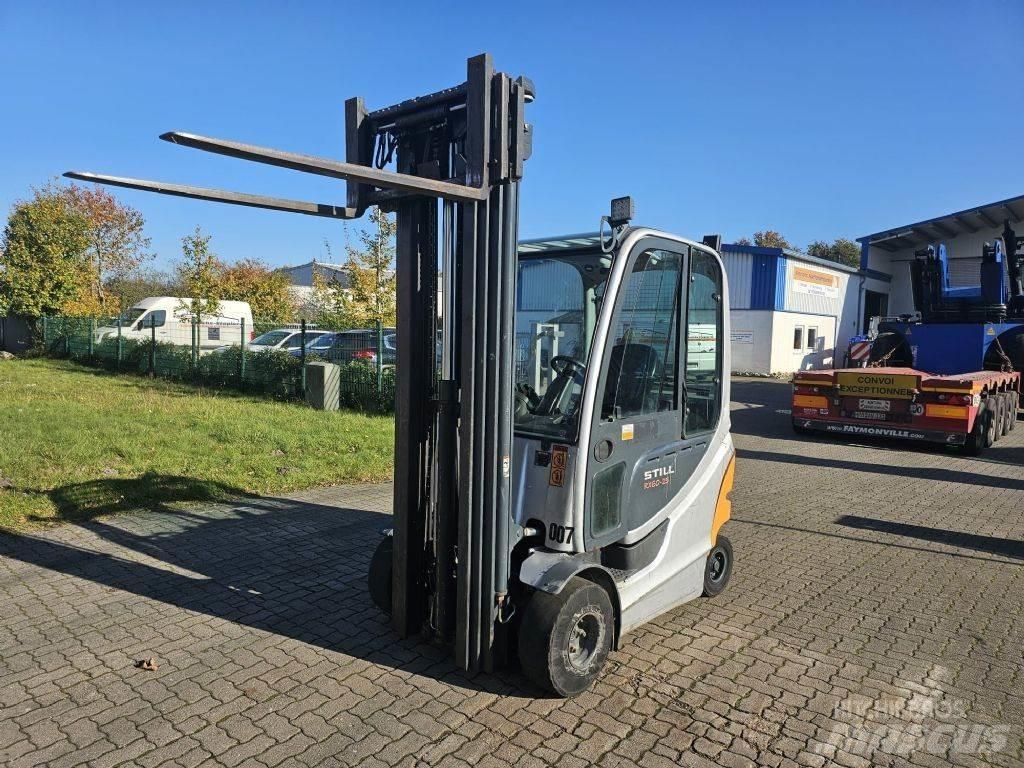 Still RX60-25 Electric forklift trucks