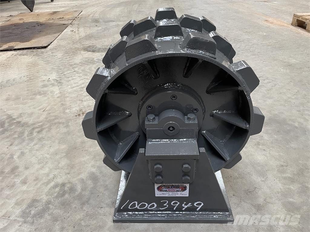  450 mm kompaktorhjul Pneumatic tired rollers