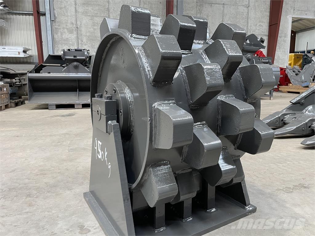  570 mm kompaktorhjul Pneumatic tired rollers