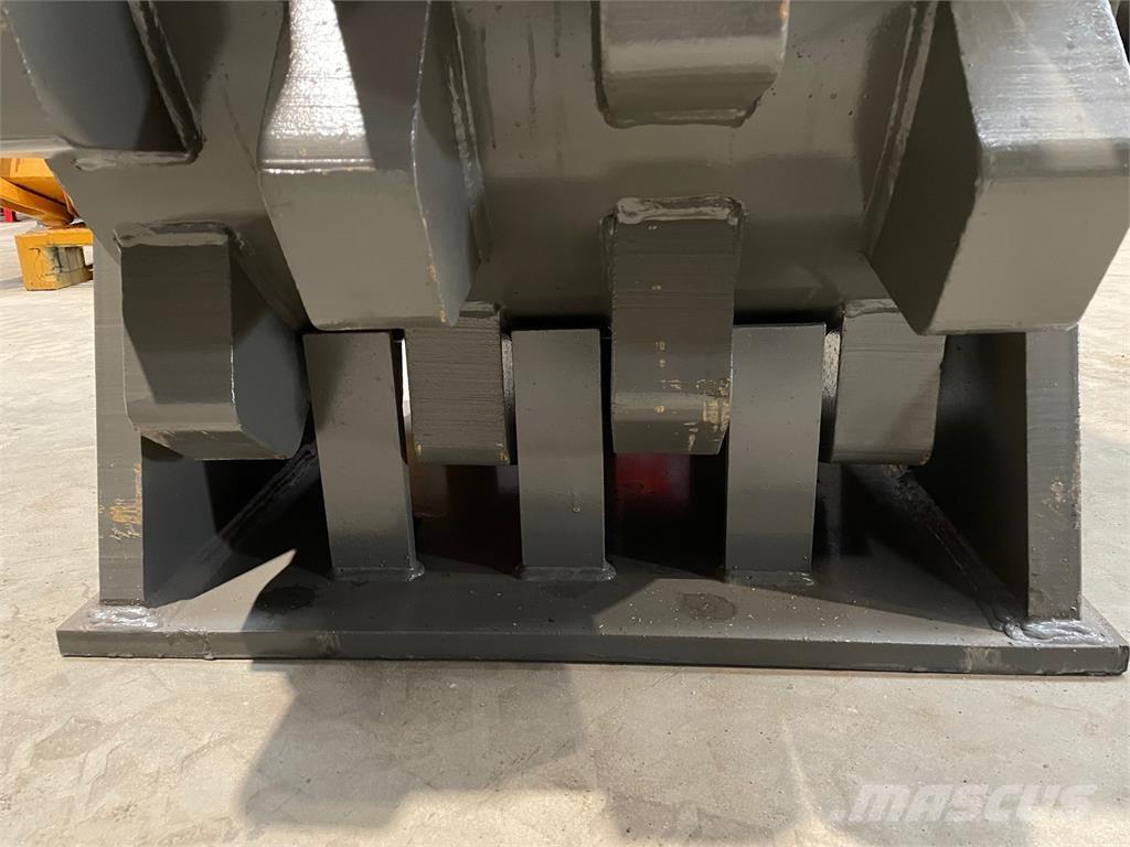  650 mm Kompaktorhjul Pneumatic tired rollers