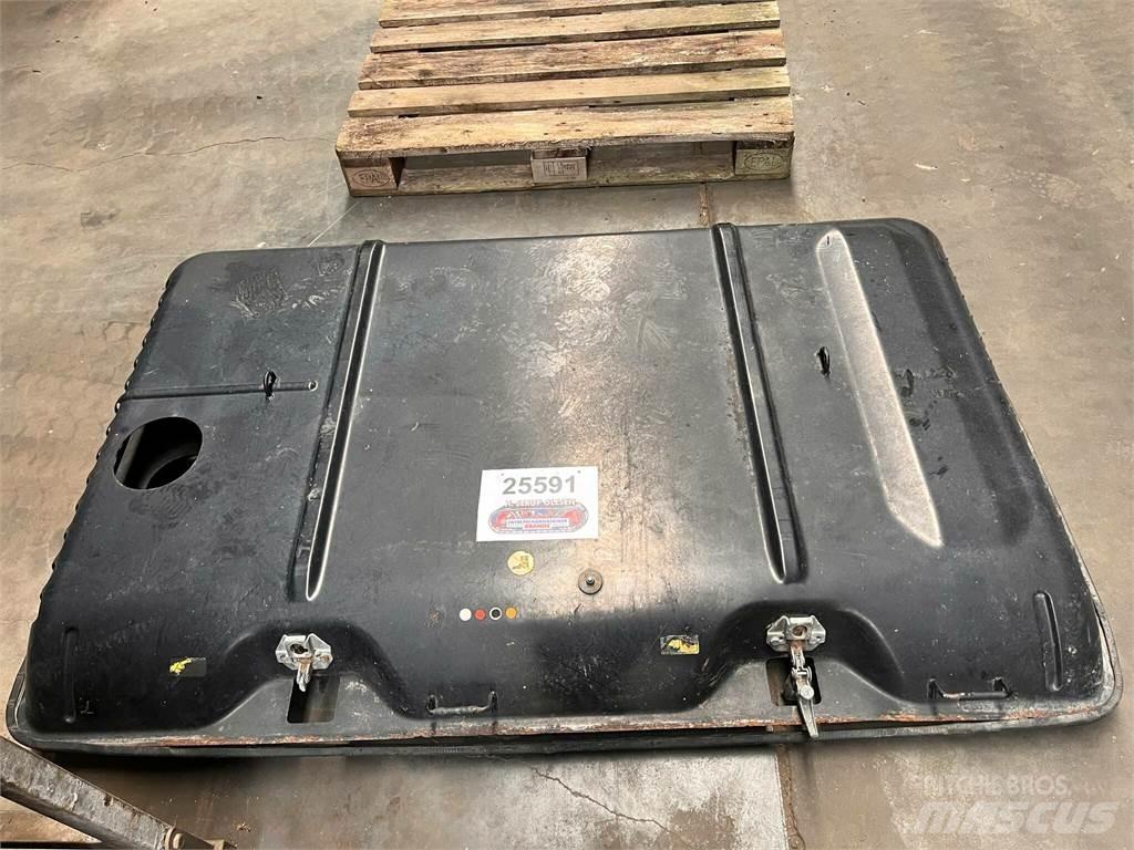 CAT 323D motorhjelm Other components