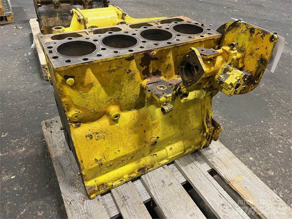 CAT 3304 motorblok Engines