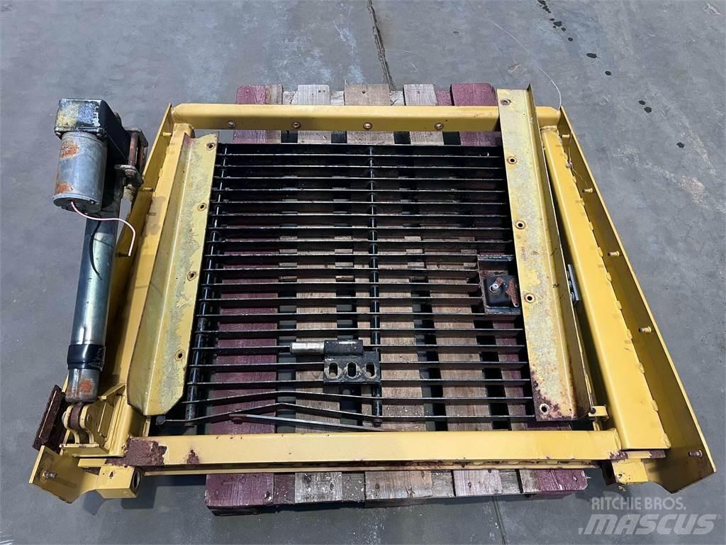 CAT 962GII Kølergrill Other components