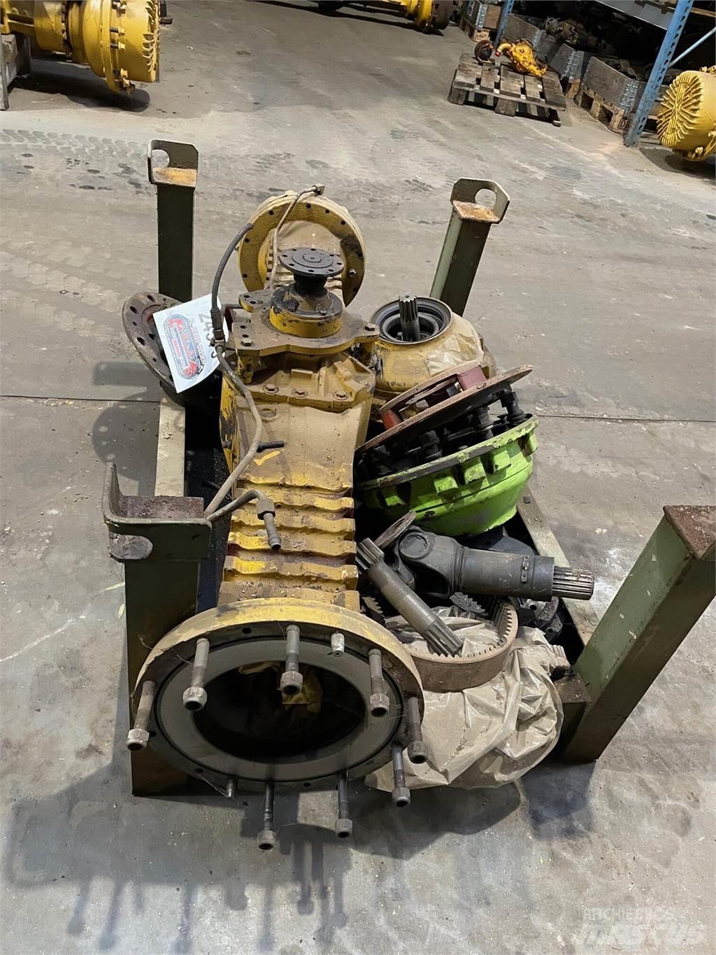  Frontaksel ex. Hydrema 906 Axles