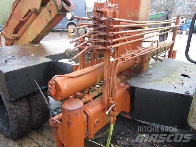 Hiab 1150 All terrain cranes