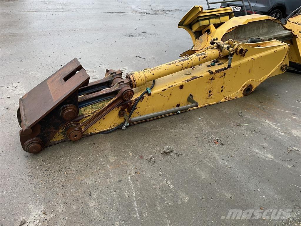 Komatsu PC150LC-3 gravearm Other components