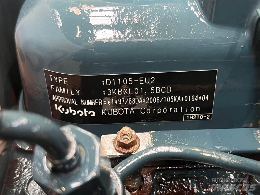 Kubota D1105 motor Engines