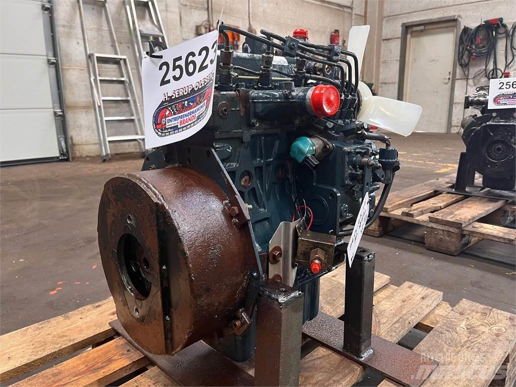 Kubota D905 motor Engines