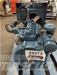 Kubota V800 motor - 4 cyl. Engines