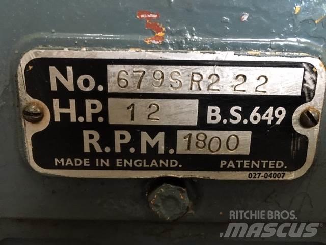 Lister SR2 motor Engines