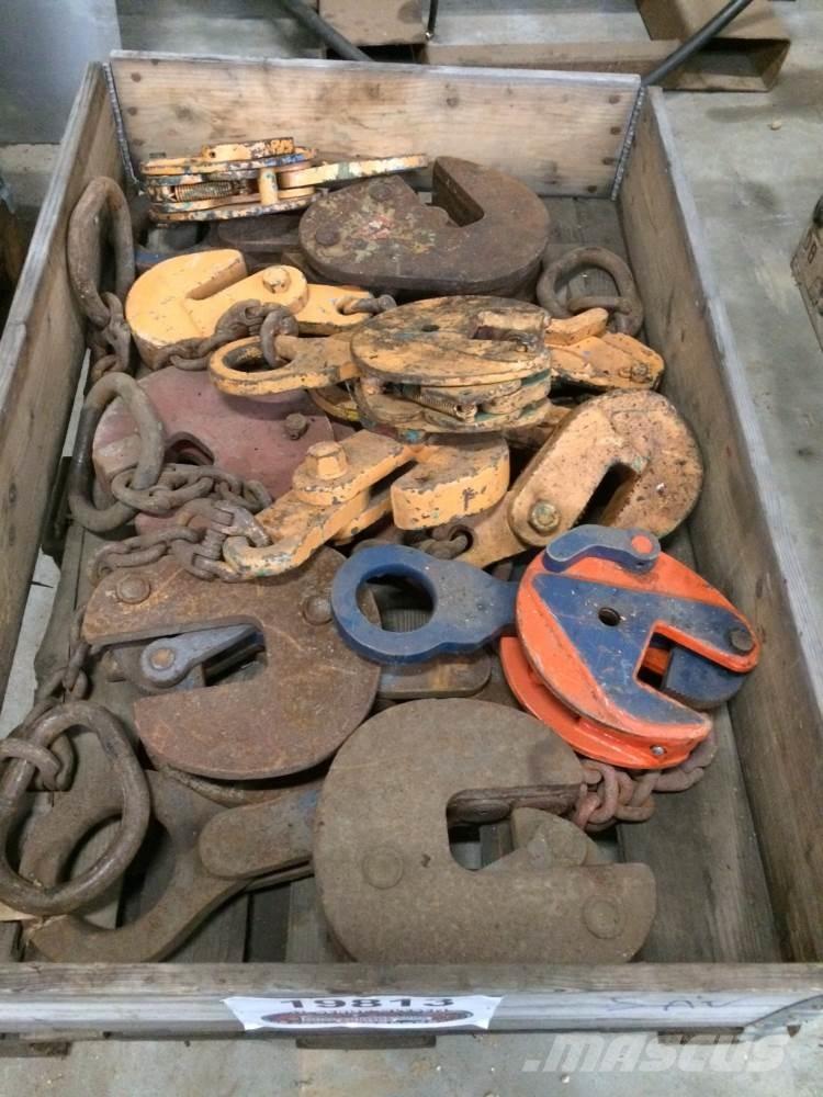  Pladeklør, diverse 1 palle Crane parts and equipment