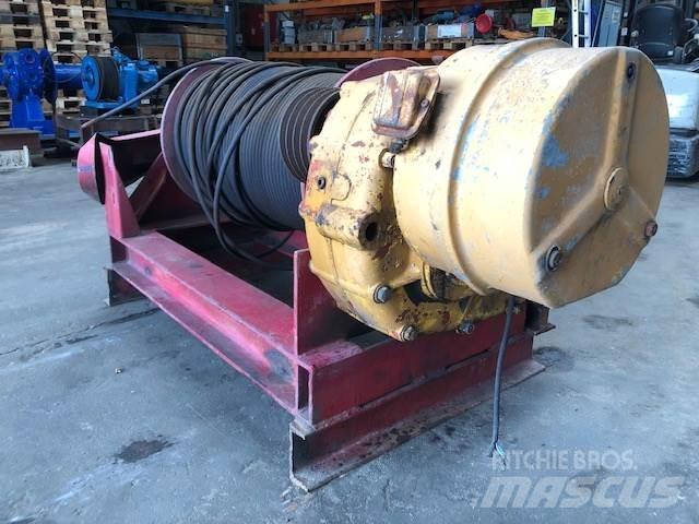  Spil med gear Hoists and material elevators