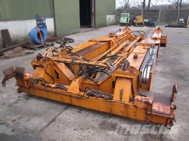  Spreader 20 to 40 ft. Storage containers