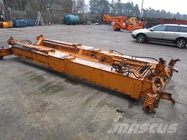  Spreader 20 to 40 ft. Storage containers