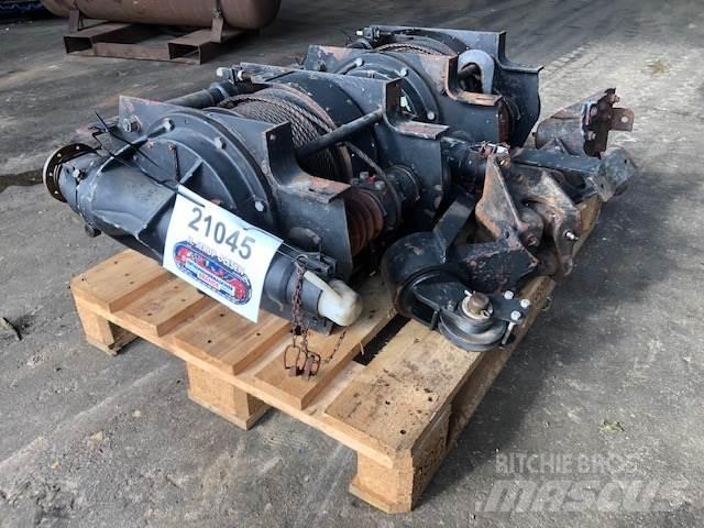 VEB spil - 2,5 T - 2 stk. Hoists and material elevators