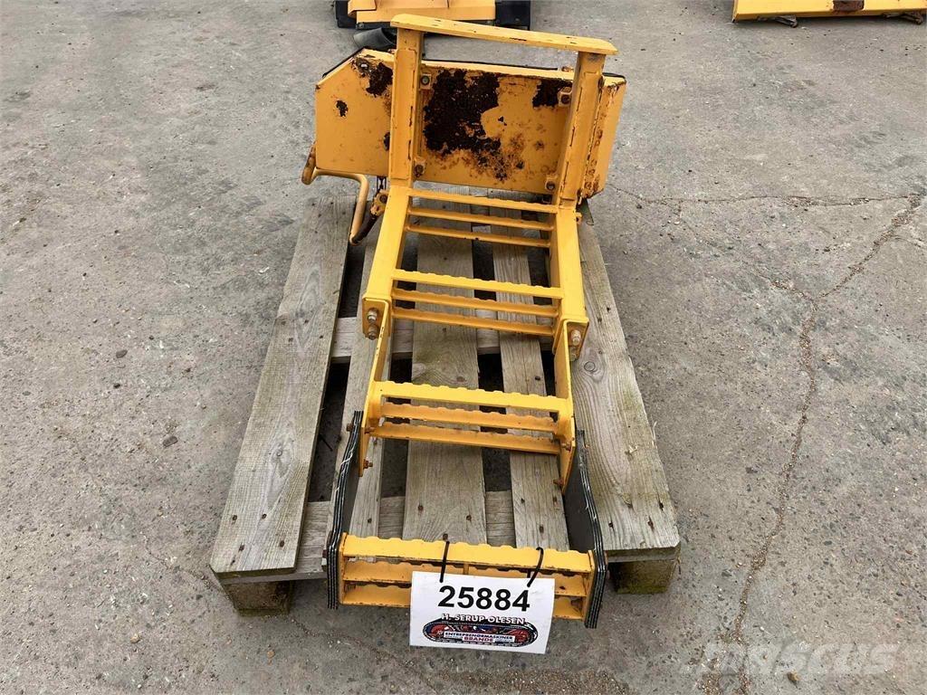 Volvo L220E trappe Other components