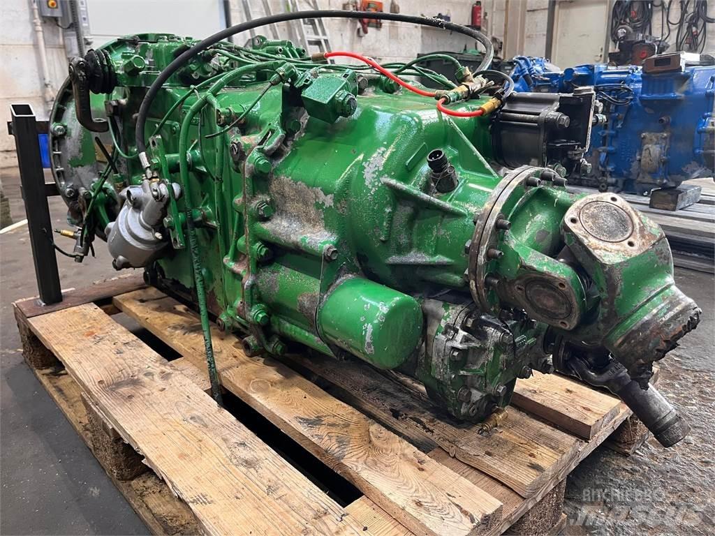Volvo SR1700 transmission Transmission