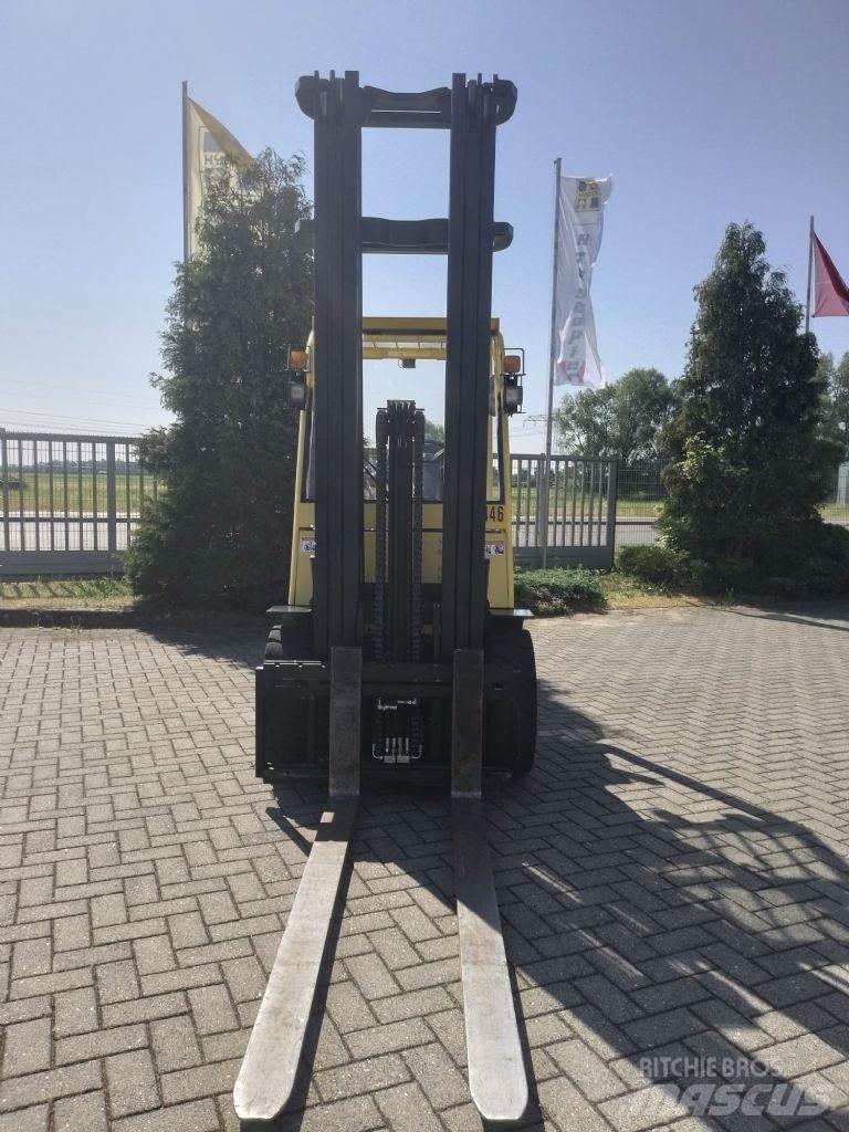Hyster H3.5UT Diesel trucks