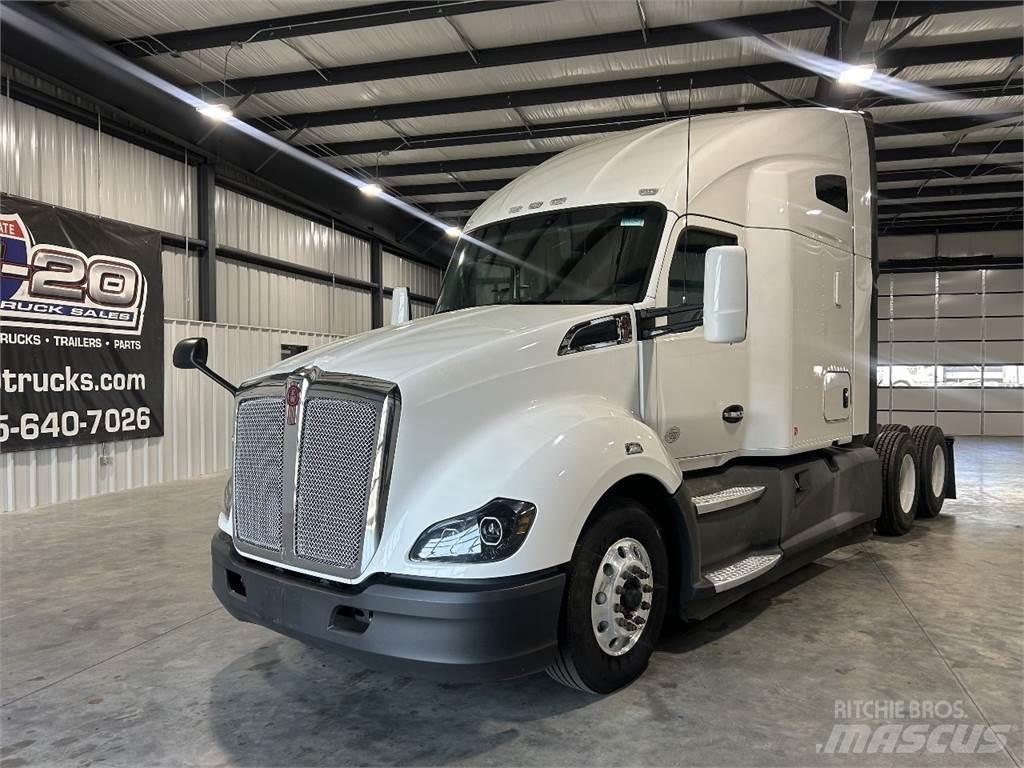 Kenworth T680 Prime Movers
