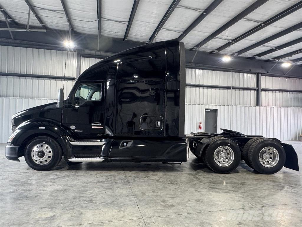 Kenworth T680 Prime Movers