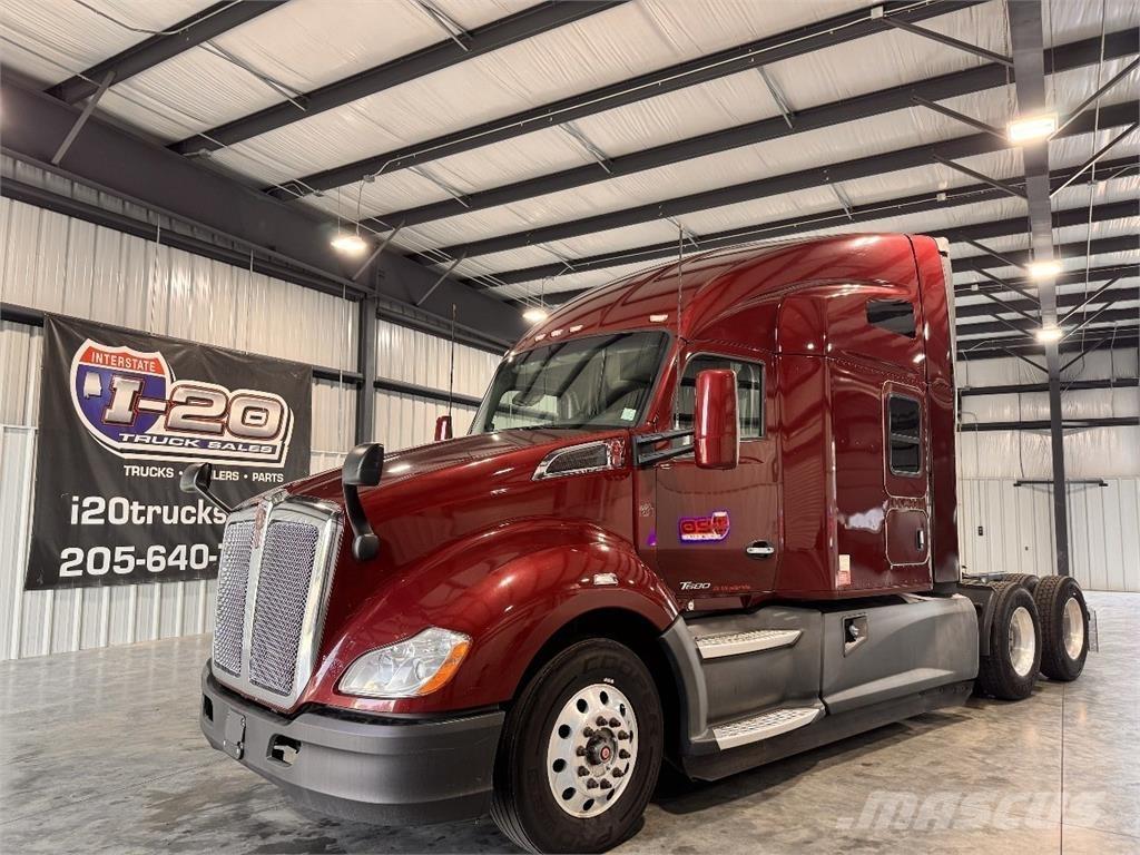 Kenworth T680 Prime Movers