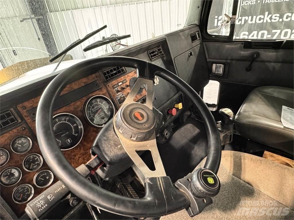 Kenworth T800 Prime Movers