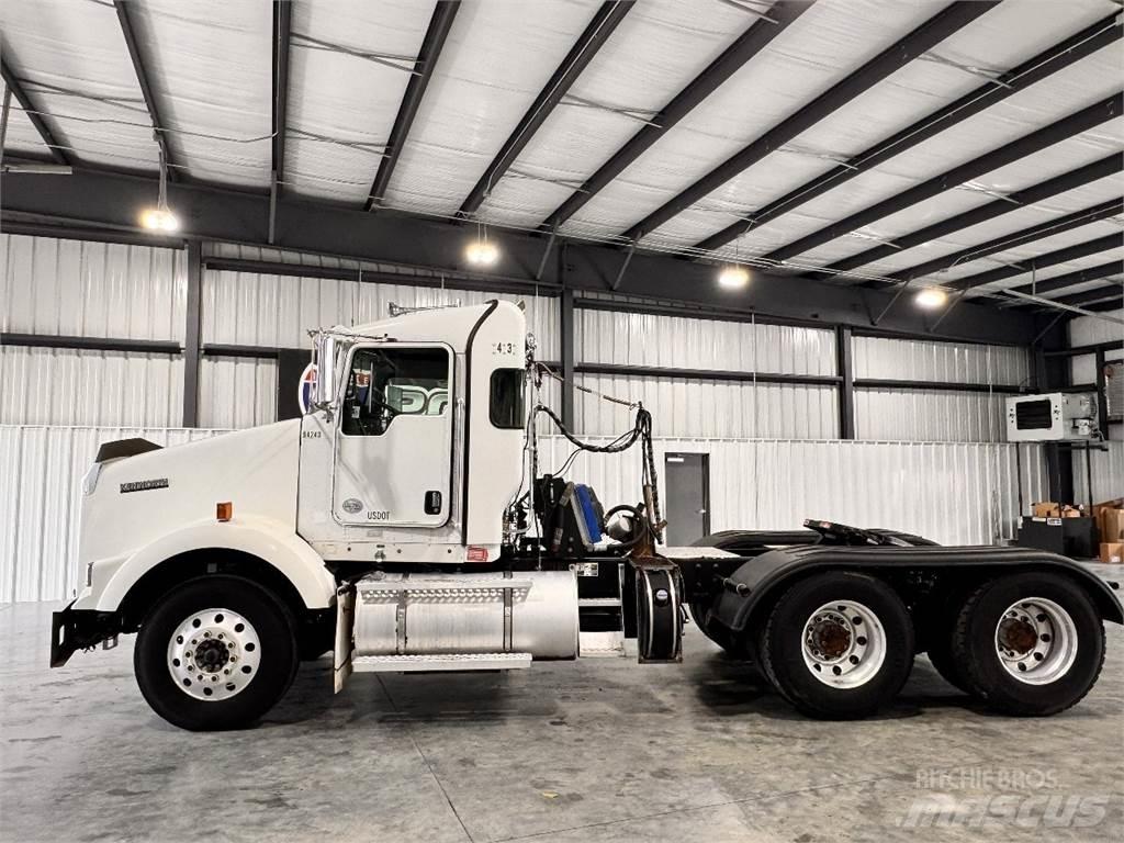Kenworth T800 Prime Movers