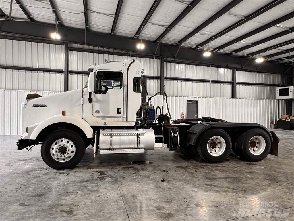 Kenworth T800 Prime Movers
