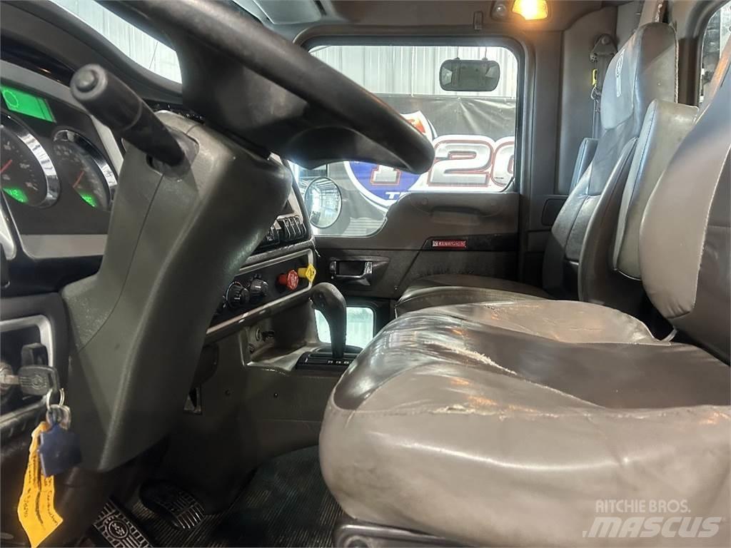 Kenworth T800 Prime Movers