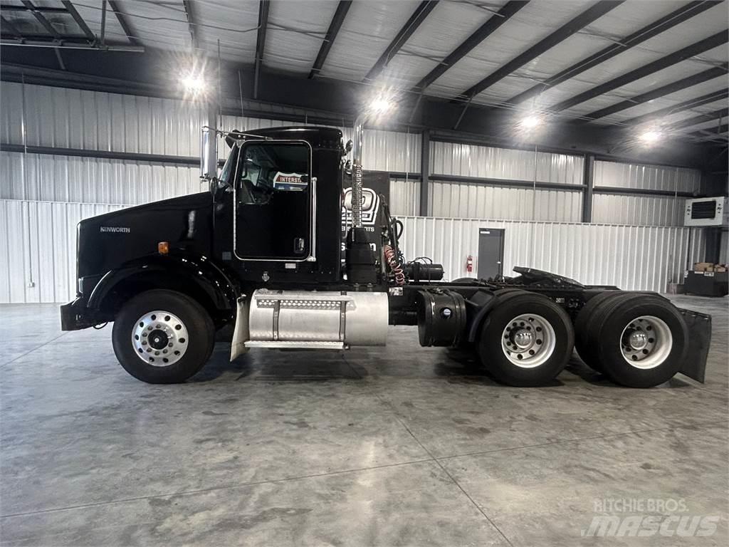 Kenworth T800 Prime Movers