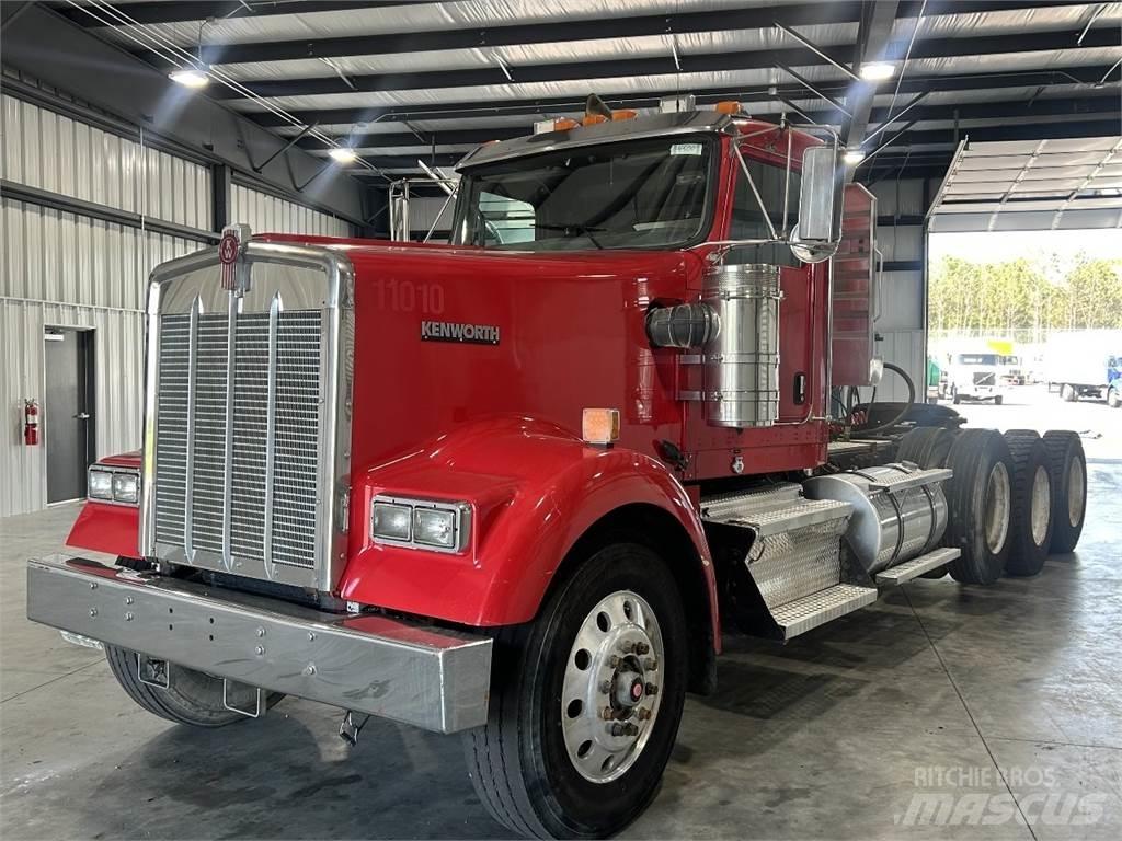 Kenworth W900 Prime Movers