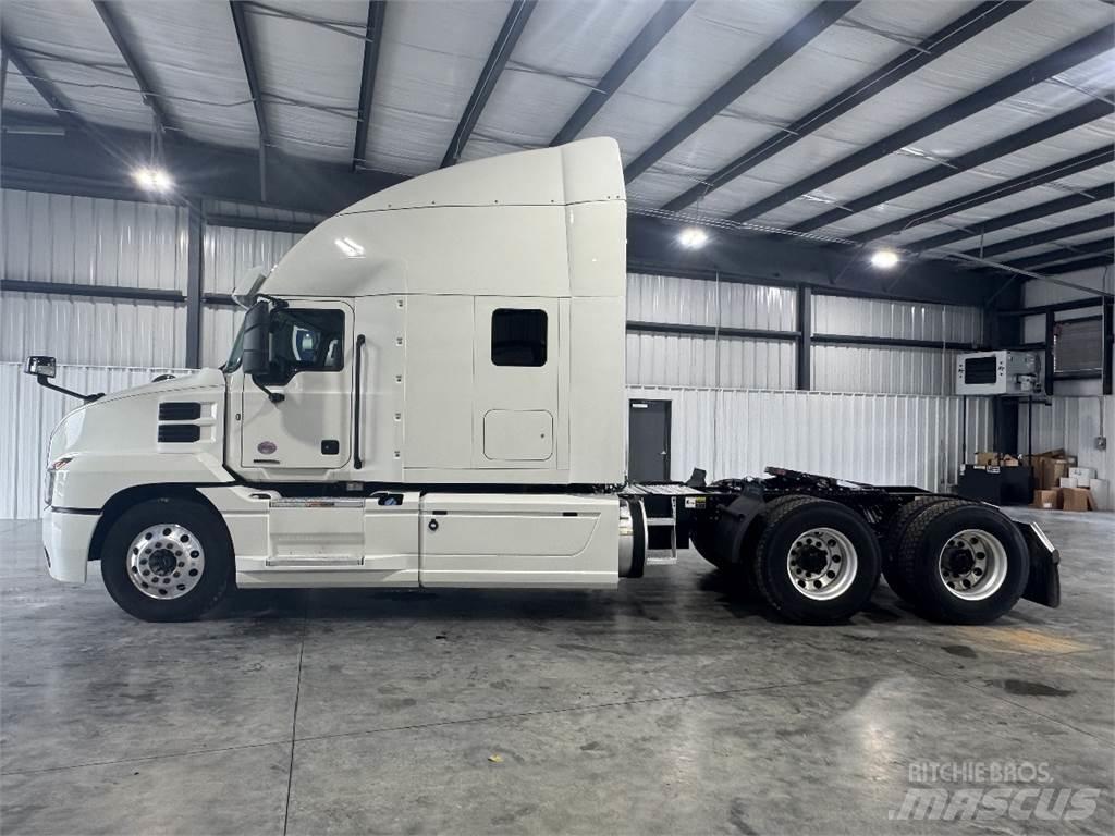 Mack AN64T Prime Movers