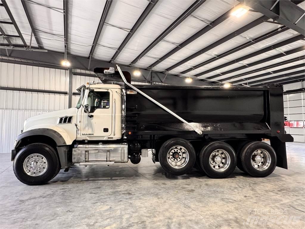 Mack CXU613 Tipper trucks